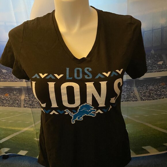 Detroit Lions NFL Womens Large ARRIBA LOS LIONS V-NECK T-SHIRT - Picture 3 of 3